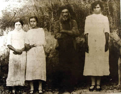 4_Monge_João_Maria_três_virgens.jpg